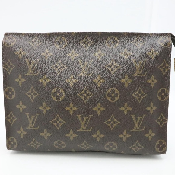 ⚜️💯Authentic LOuis Vuitton Toiletry 26⚜️ - Picture 2 of 10